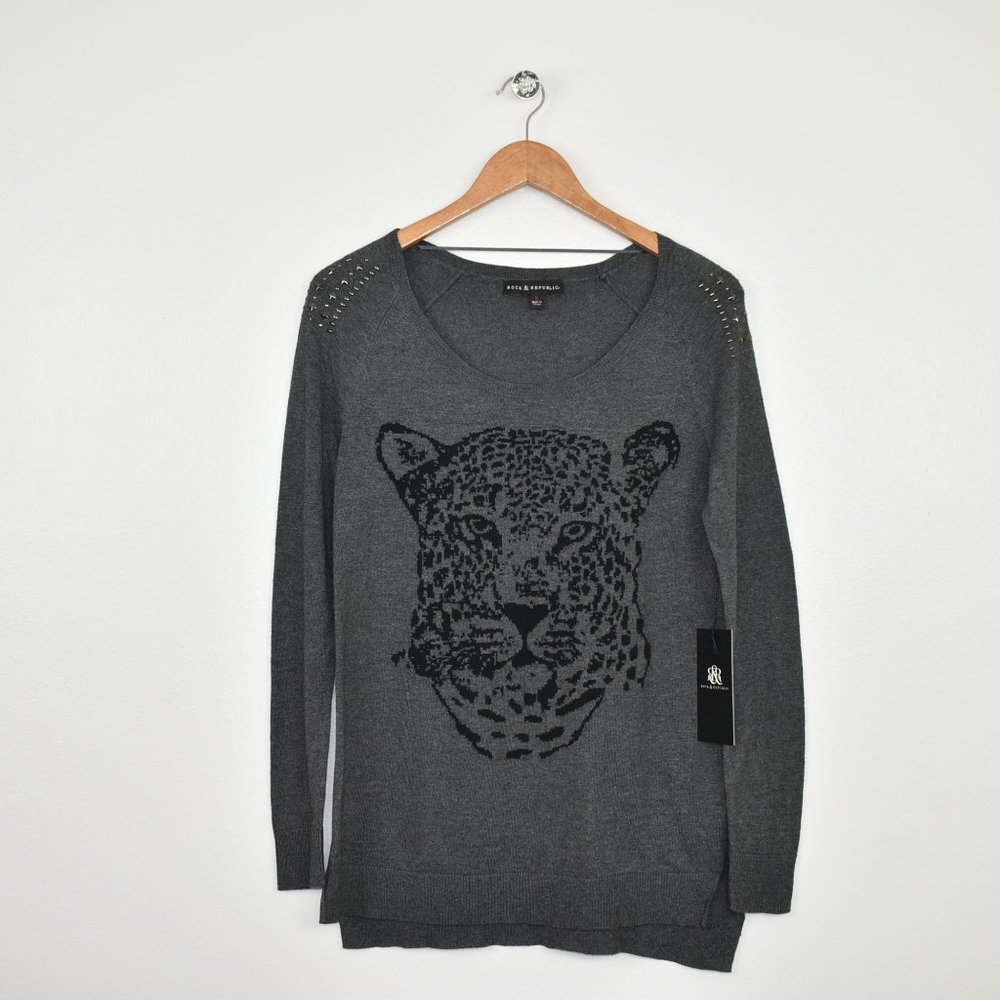 Rock & Republic Leopard‎ Graphic Studded Pullover Tunic Sweater Size S Gray Goth